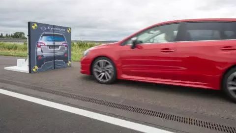 Den nye Levorg har fået topkarakter i alverdens crashtests. Senest fem stjerner i Euro NCAP. Højt opløseligt billed kan hentes via: http://www.mynewsdesk.com/se/subaru/images/subaru-levorg-med-eyesight-629275