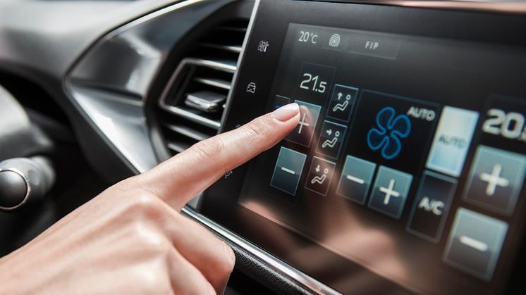 Multifunktions-touch screen i nya Peugeot 308
