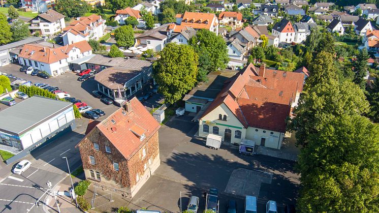 Sanierung zu teuer: In dem Gebäude von „Alsfelder Biofleisch“ wird die Produktion mit Beginn der Osterferien pausieren. Hephata plant, die Fleischverarbeitung und die Wurstherstellung künftig gemeinsam mit einem Kooperationsbetrieb zu organisieren.