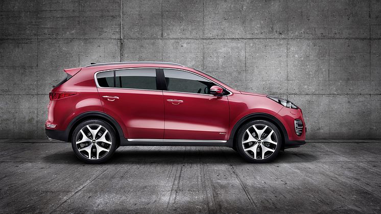 Kia släpper de första officiella bilderna på nya Sportage