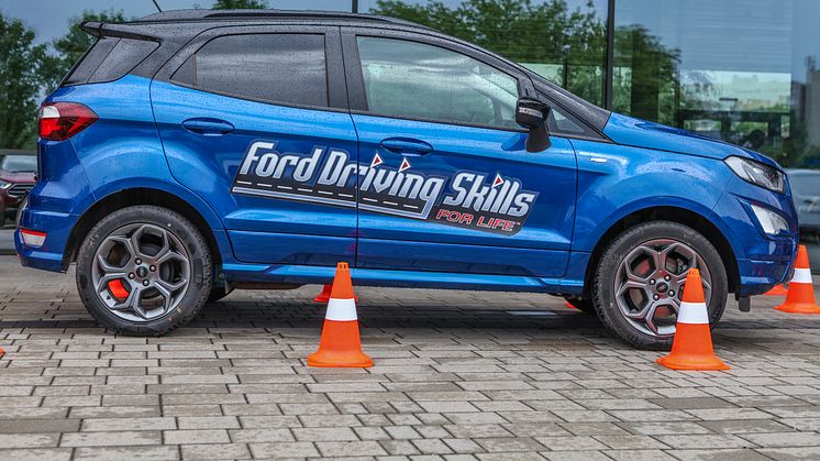 Idén ismét lesz Ford vezetéstechnikai tréningsorozat fiataloknak