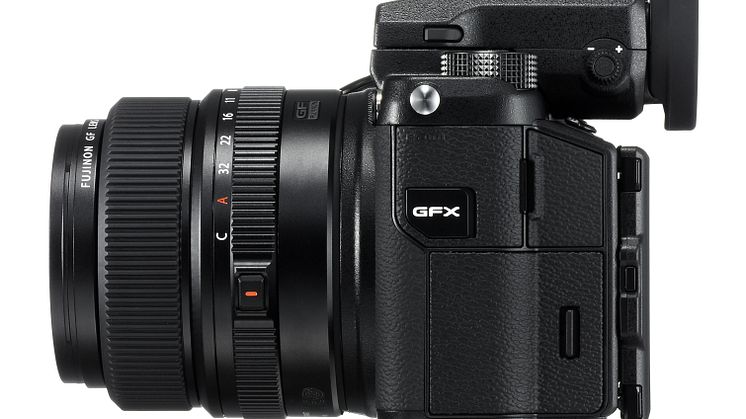 GFX 50S left side with EVF and GF63mm/2,8