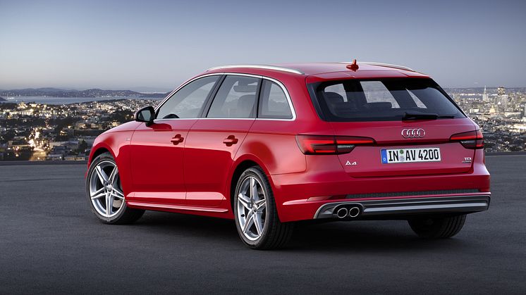 A4 Avant left side rear in Tango Red