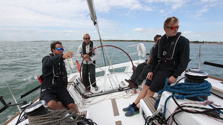 High res image - Raymarine - Sailing competitors using AIS