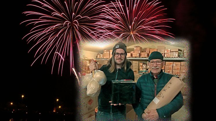 Kristoffer och Eje Berglund bjuder på Nyårsfyrverkeri i Gävle.