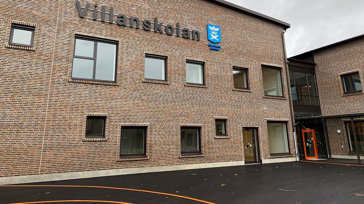 Villanskolan, exteriör