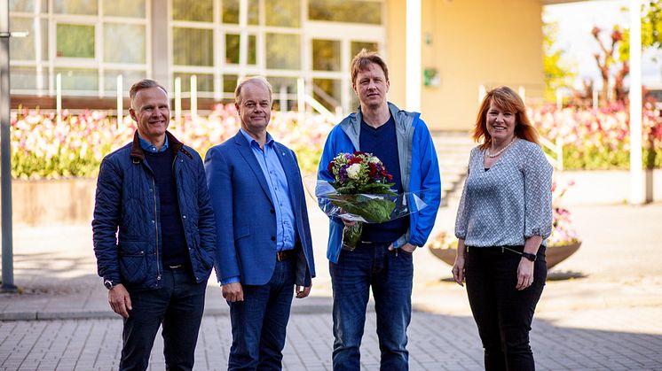 –  Vi är glada och förväntansfulla över att få möjlighet att växa i Kungsbacka, säger Magnus Lönegren, VD på M&P Paint and Coatings AB.