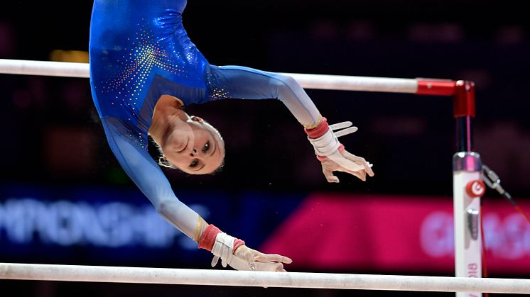 Jonna Adlerteg till final i årets första världscup i artistisk gymnastik
