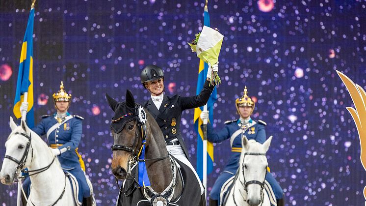 World no.1 and winner of the Lövsta Top 10 Dressage Grand Prix. Jessica von Bredow-Werndl and Tsf Dalera BB really likes it in Friends Arena, Stockholm. Photo credit: Roland Thunholm/SIHS