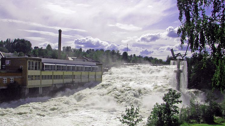 Vårflom i Hønefossen, Ringerike kommune | Foto: T. Bjornstad/Wikipedia