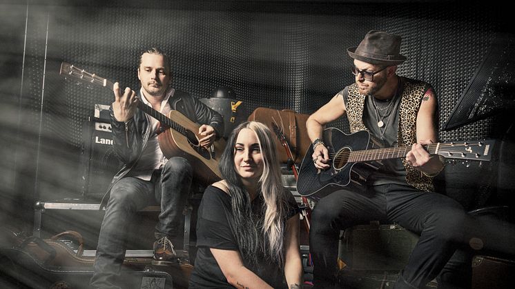 The Gloria Story - ny singel och video! UTE NU!