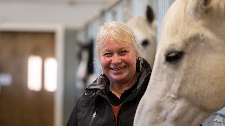 Anita Jonsson, verksamhetschef hos Skogslottens RF utanför Norrköping, Årets ridskola 2018. Foto. Svenska Ridsportförbundet