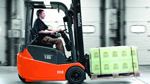 Toyota Material Handling lanserar den nya elektriska motviktstrucken Toyota Traigo 24