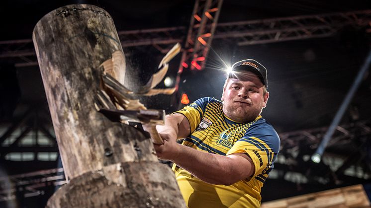 Calle Svadling var ytterst nära att ta sig till lördagens final under torsdagens kval. Calle hade samma poäng men sämre sammanlagd tid än Elgan Pugh från Storbritannien. Foto: STIHL TIMBERSPORTS®