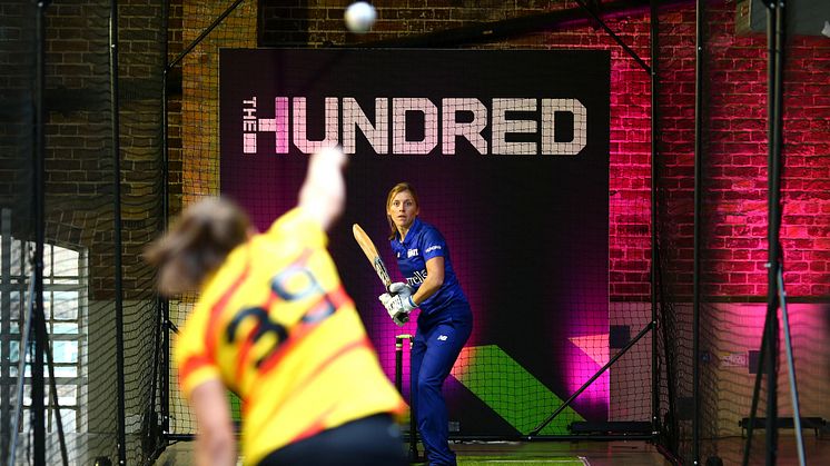 Nat Sciver bowls to Heather Knight. Photo: Getty Images