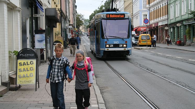 Trygg på skoleveien. Vi i Sporveien skal i hvert fall gjøre det vi kan.