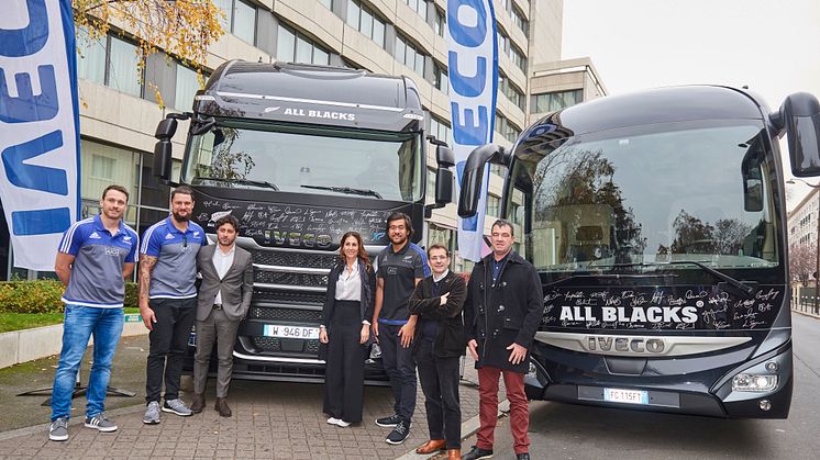 Iveco gick samman med All Blacks om detta solidaritetsinitiativ till stöd för Unicef, som har dragit in över 230 000 euro. 