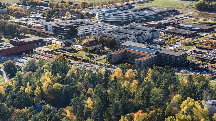 SLU finns på en rad platser i landet. Här en flygbild över SLU:s campus i Uppsala. Fotograf: Mark Harris