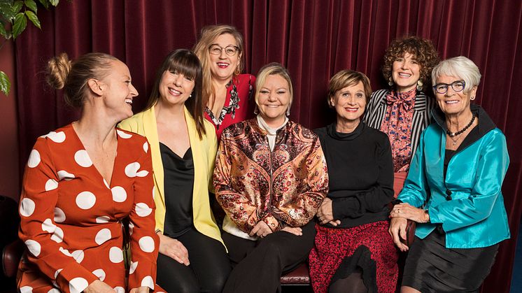 På bilden syns Stellagalans styrelse. Ida Ström, Karoline Nordefors, Anette Rosvall, Maja Bertas, Anita Lindström, Anna-Antonia Svedberg och Ella Nilsson.  Foto av Susanne Kronholm