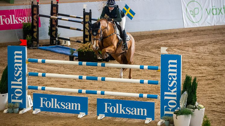Äntligen dags för final i Folksam Elitallsvenska, landets högsta lagserie i hoppning. På söndag gör nio lag upp om SM-medaljerna. Foto: Roland Thunholm