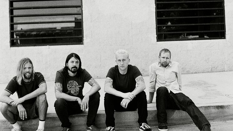 Foo Fighters släpper nytt den 8 april