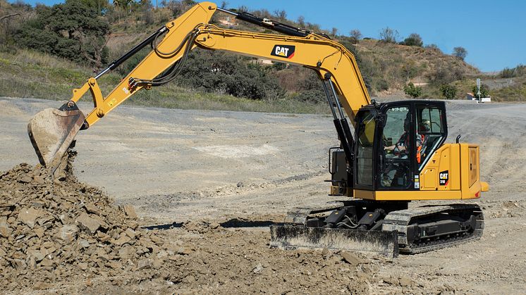 Cat 310 helt ny modell när Next generation utökas med fler minigrävare