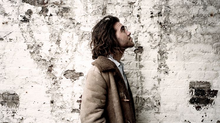 Matt Corby släpper debutalbum & kommer till Sverige