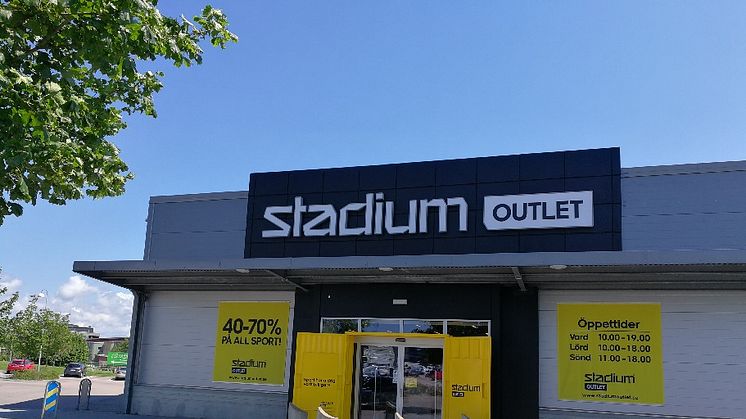 Stadium Outlet 54 