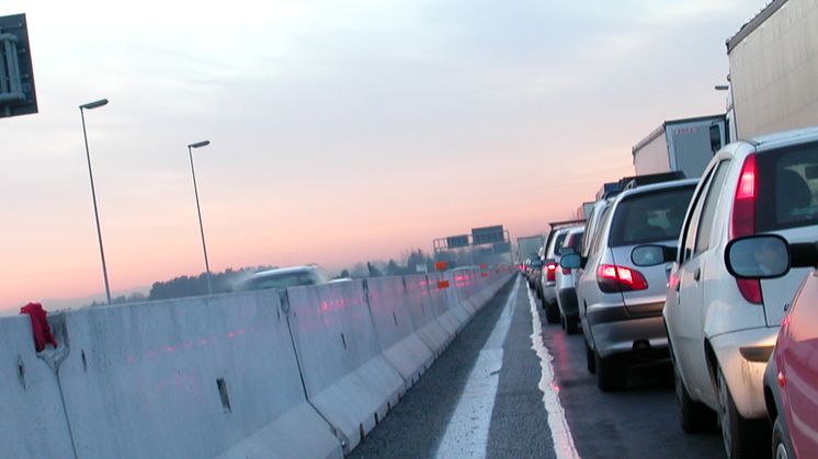 Transportsektorns omställning hindras av otydliga mål och gamla beslut