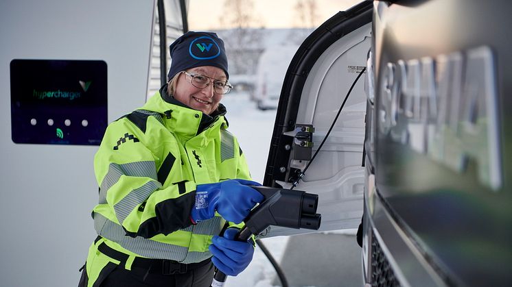 Helena Hedman, lastbilschaufför på Wibax Logistics. Helena Hedman, lastbilschaufför på Wibax Logistics.