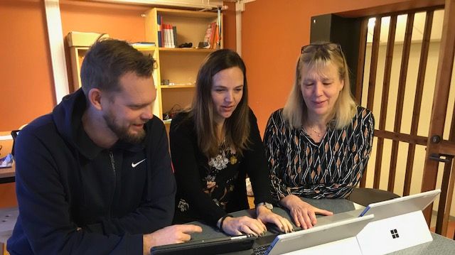 Digital delaktighet på Järntorgsskolan. Projektgruppen består av Olle Lillhager, Sara Kleist och Lisbet Hällmark