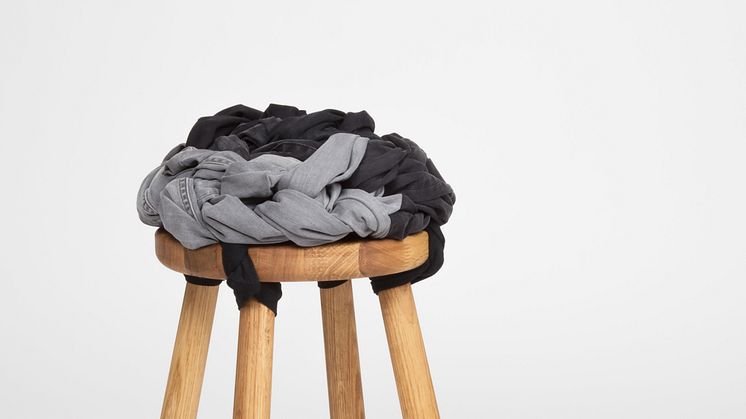 Is There a Heaven for Jeans  – design Anna Hermann och Frida Pettersson