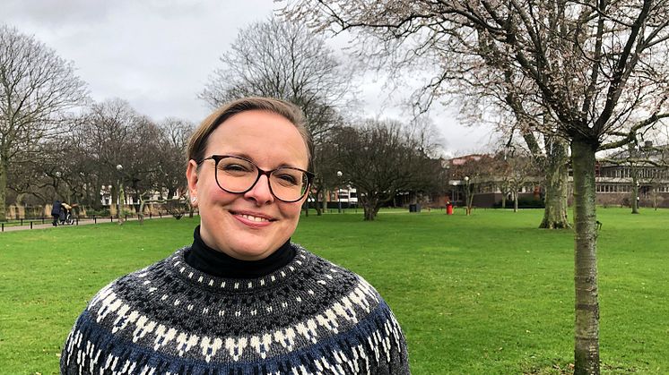 Anna Kowalik Tidblad, projektledare och odlingsinspiratör på stadsbyggnadsförvaltningen, hoppas att fler helsingborgare ska få upptäcka odlingsglädjen med de nya riktlinjerna förstadsodling.