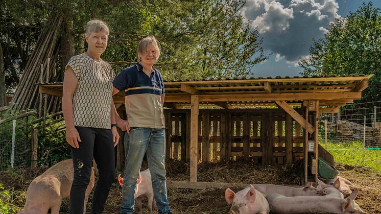 Carina Roos är projektledare och Berit Hardselius är lantbrukare i projekt 2000 m²