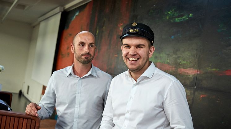 Rasmus Thulstrup Ross fik Sparekassen Kronjyllands legat for at have gjort særlig indsats for skolens kultur.