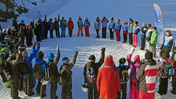 Alla på snö har aktiverat över 100 000 barn under tio år.