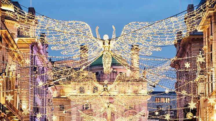 London Christmas Market Low