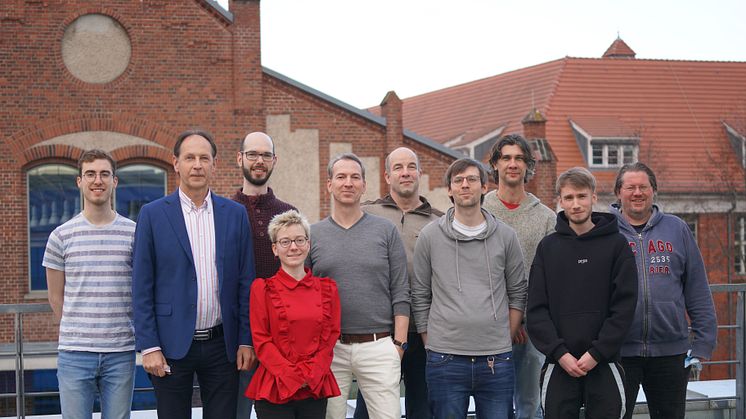 Prof. Fred Lisdat (zweiter von links) und die AG Biosystemtechnik an der TH Wildau.