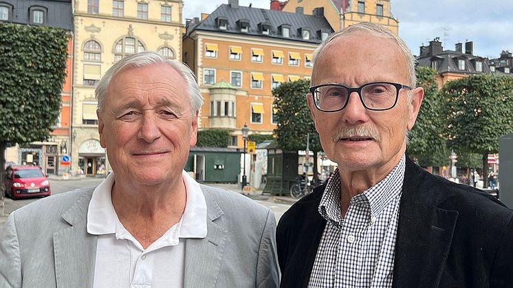 Författarna av lagkommentaren till den nya lagen om företagsrekonstruktion Fredrik Benndorf och Nils-Bertil Morgell. 