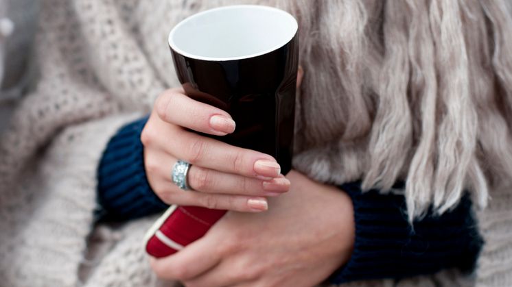 Foto: Kaffedrickande gäst