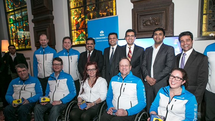 Tata Consultancy Services støtter Finlands rullestols-curlinghold i Sochi Paralympiske Vinterlege