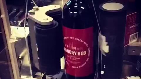Nystart i vineriet - ny etikett och ny blend men samma goda vin