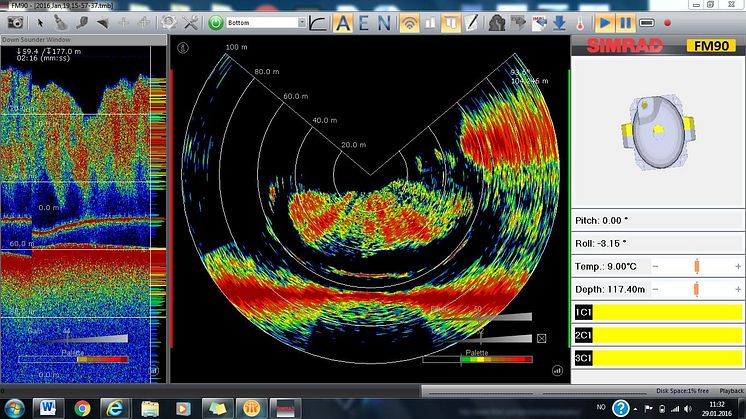 FM90 data showing mackrel, captured from Danish combi vessel HG333 'Isafold'