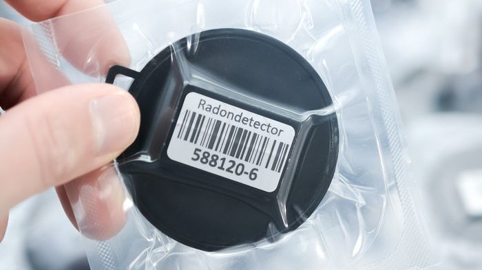 For radon monitoring it is crucial to be able to seal the detectors in such a way that the test results are reliable.