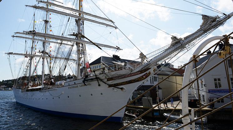 PwC legger frem klimaindeksen ombord på «Statsraad Lehmkuhl» under Arendalsuka. På arrangementene møtes blant andre klimaministeren, kunnskapsministeren og Norges viktigste ledere.