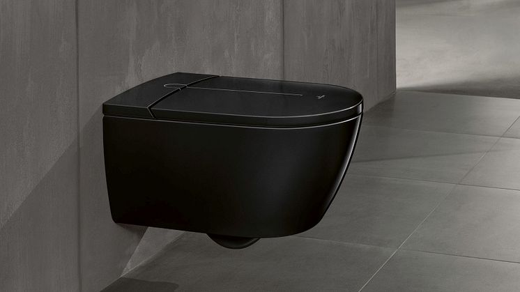 Des WC lavants en noir profond :   ViClean-I 100 Black Edition est une déclaration de style dans la salle de bains