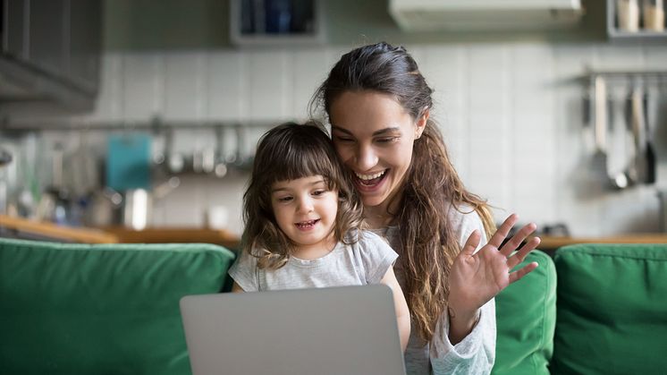 Forskarna från Linköpings universitet har analyserat familjemedlemmars verbala och kroppsliga samspel i videosamtal.