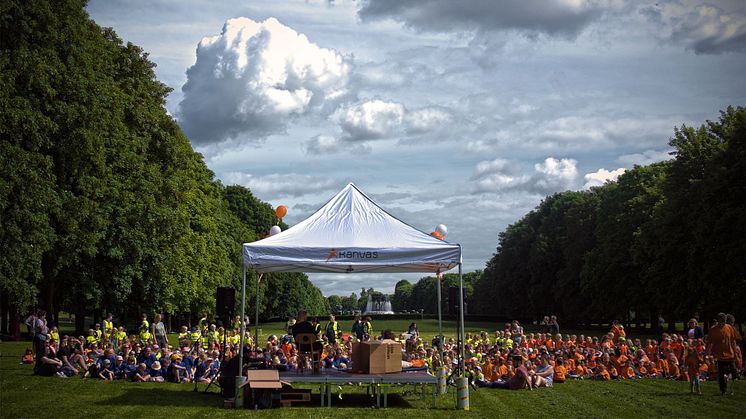 22 Kanvas-barnehager på kulturfestival i Frognerparken - i deilig sommervær.