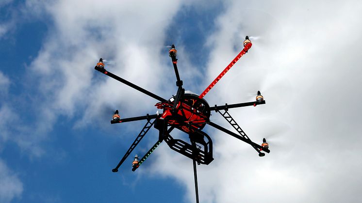 Flugdrohnen gewinnen auch im professionellen bereich an Bedeutung. Foto: SIGNAL IDUNA 