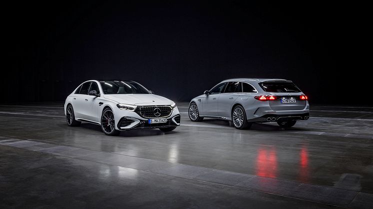  Nu kommer Mercedes nya E-Klass som laddhybrid från AMG. Bilen får totalt 585 hästkrafter i systemeffekt och en räckvidd på ren el på 10 mil. Den kommer både som kombi och sedan.